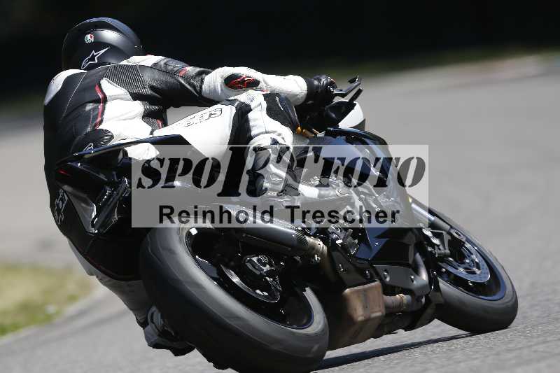 /43 08.08.2025 Discover the Bike ADR/Race 3 rot/81